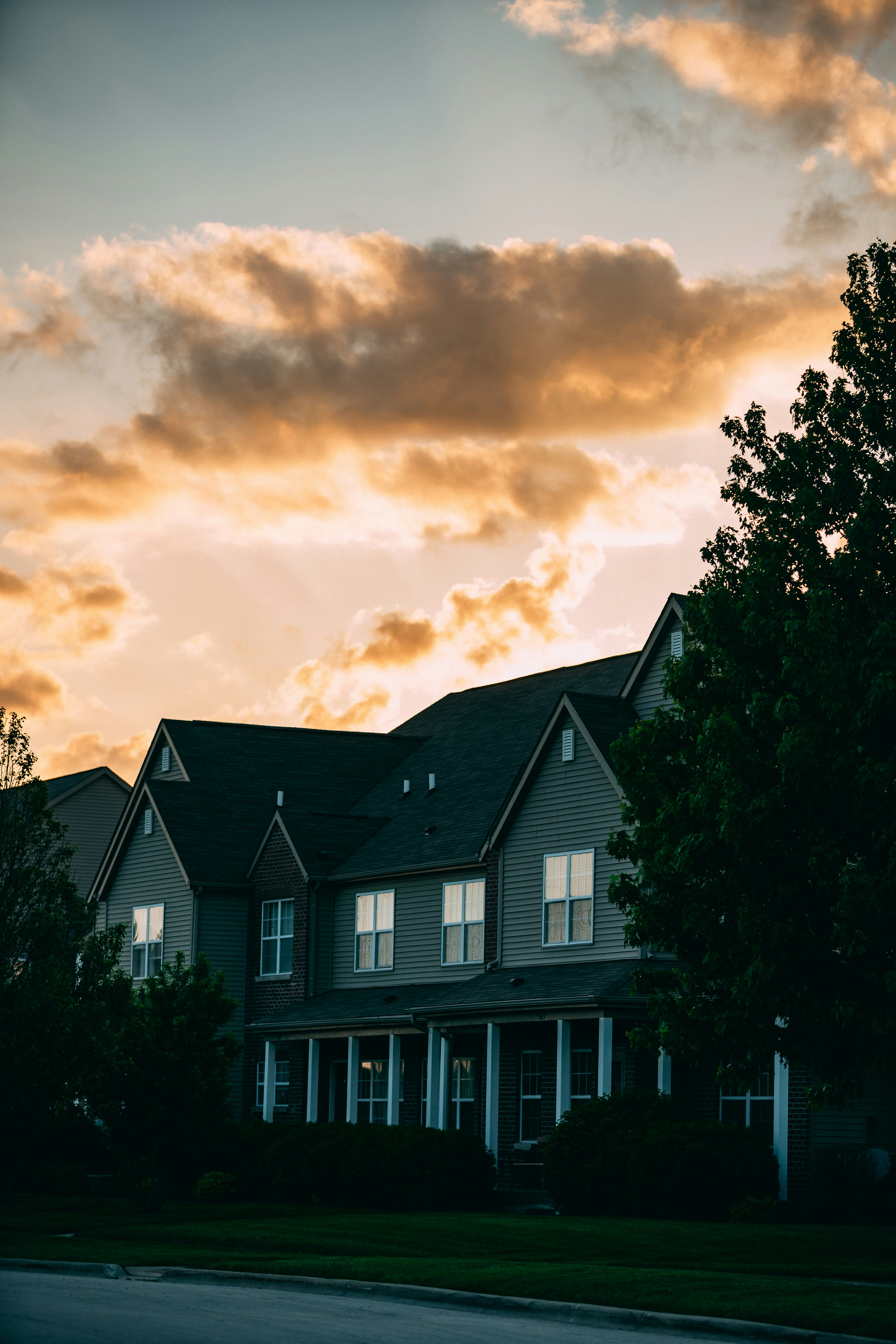 Top Cities to Buy Real Estate in Canada 2025