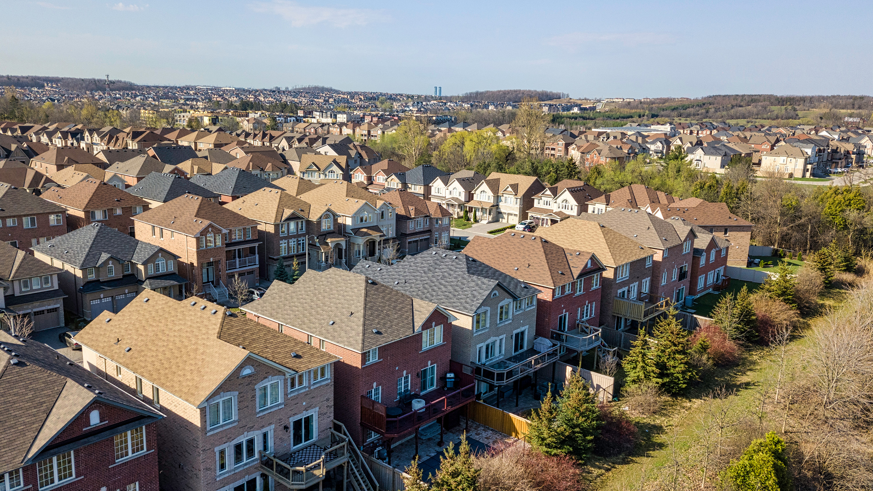 Hidden Gems: Top 5 Underrated Neighbourhoods in Toronto